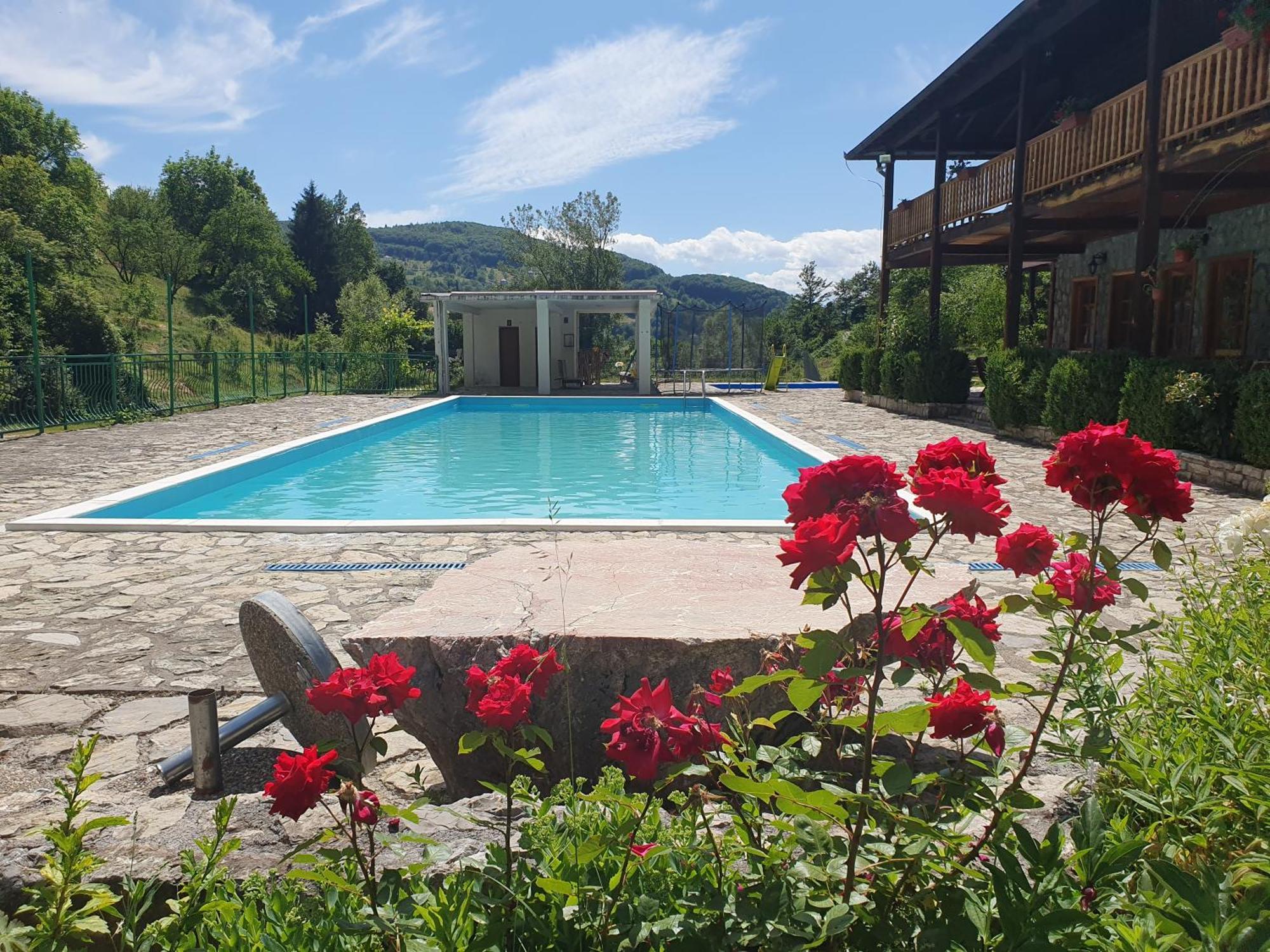 Etno Selo Vrelo & Camping Berane Exterior foto