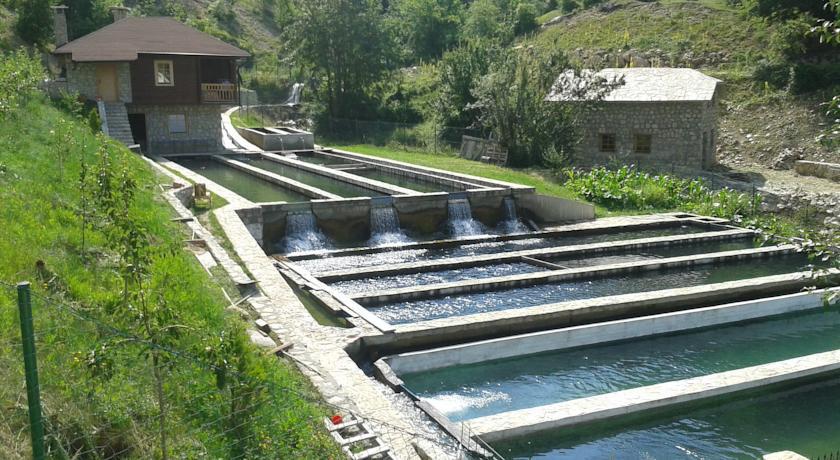 Etno Selo Vrelo & Camping Berane Exterior foto